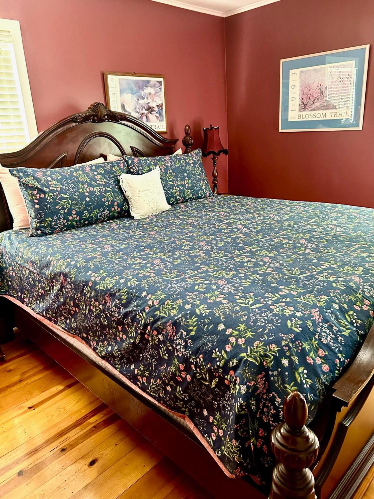 Sequoia View Vineyard Bed & Breakfast Sanger Exterior photo